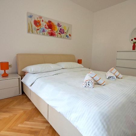 Apartments Bene Banjol Exterior foto