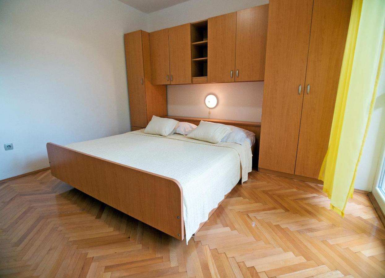 Apartments Bene Banjol Exterior foto