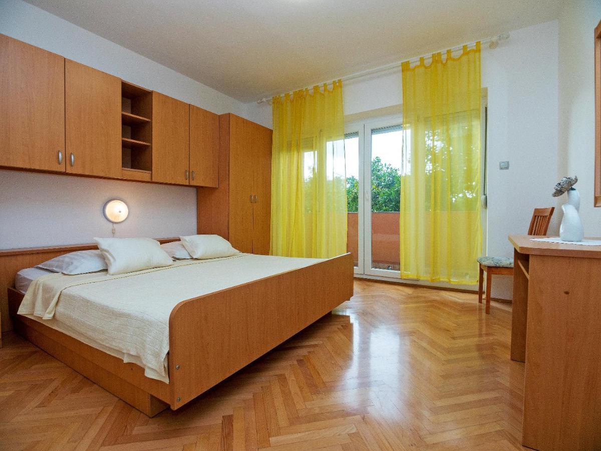 Apartments Bene Banjol Exterior foto